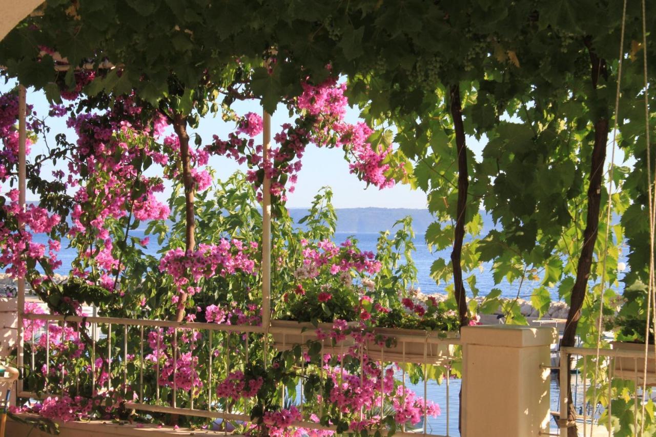 Apartments By The Sea Podgora, Makarska - 6596 Exterior foto